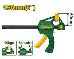 Colliers de serrage rapides 6"Taille de la pince : 60x150mm Corps en plastique dur Barre finie noire Tampons doux non marquants Emballé par étiquette JADEVER JDCP4306